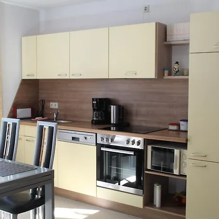 Falvig Inkl. Kueche Apartment *