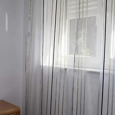 Falvig Inkl. Kueche Apartment