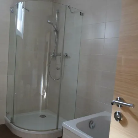 包括厨房的法尔维格公寓 *