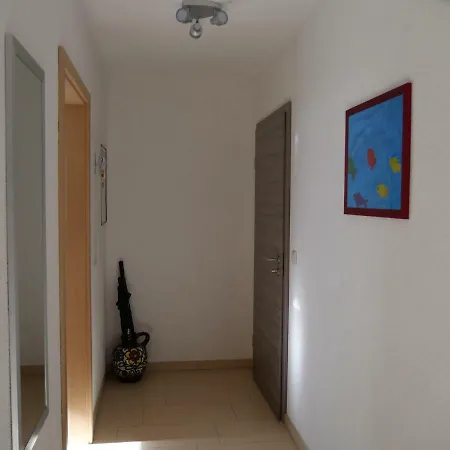 Falvig Inkl. Kueche Apartment *